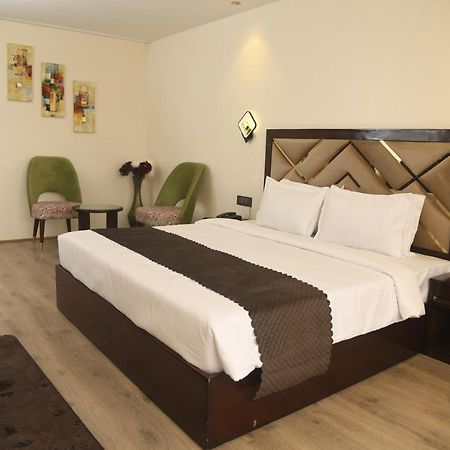 Cloud Social Hotel Shillong Ngoại thất bức ảnh
