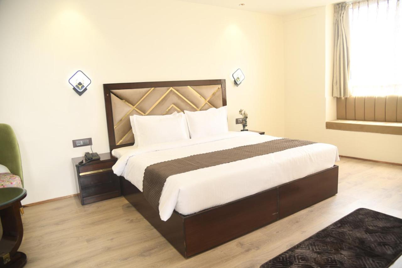Cloud Social Hotel Shillong Ngoại thất bức ảnh